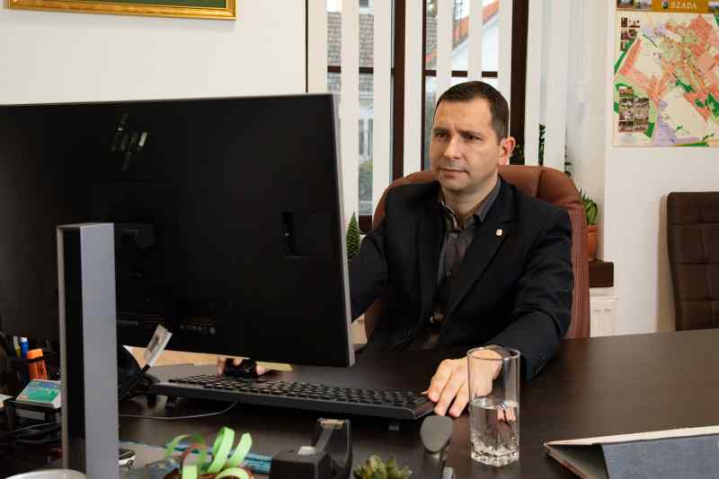 Somlyaisiposszilvia Foto 24