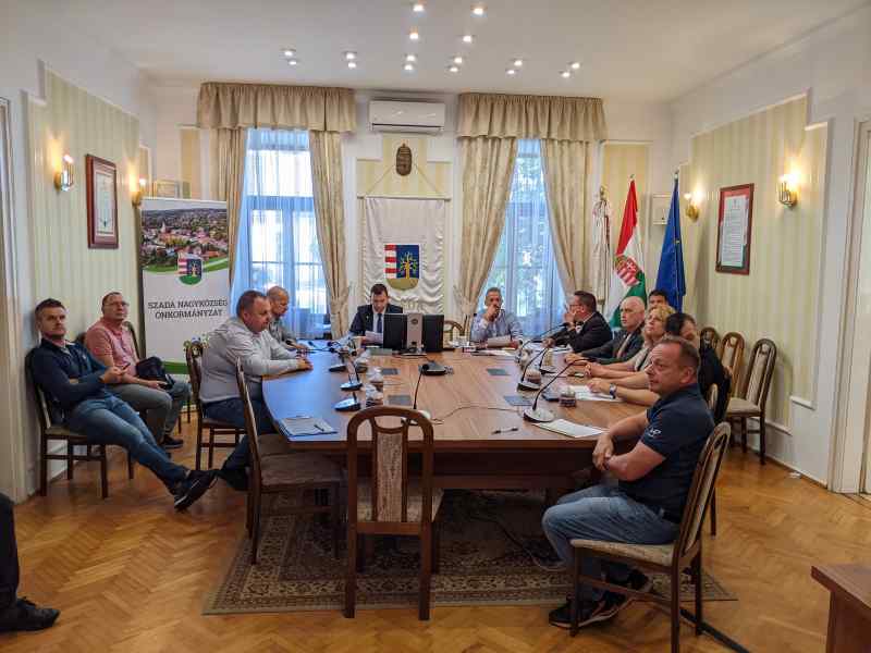 Pxl 20240523 060431605